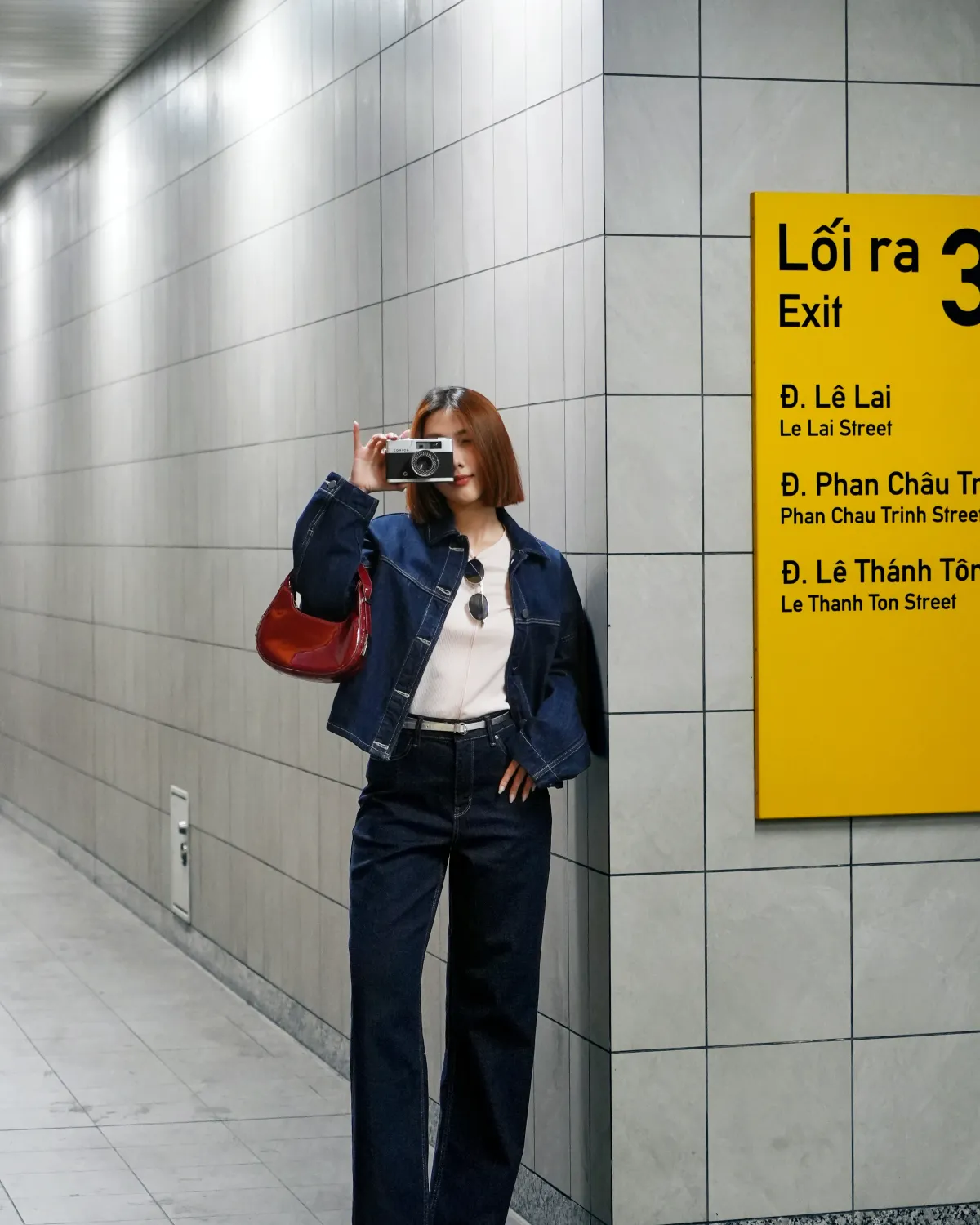 Áo thun Slimme cổ tròn đường may giữa.Fitted - 2