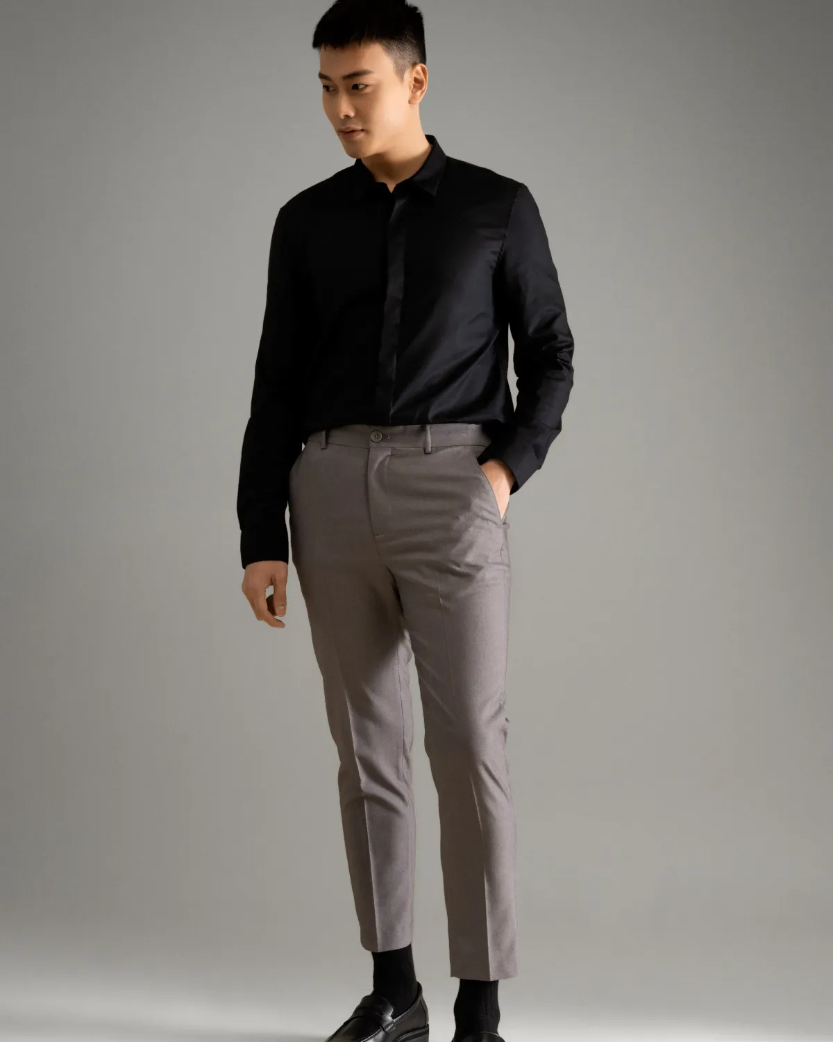10F21SHL003CR1_BLACK BEAUTY_2_ao-so-mi-nam (4).jpg