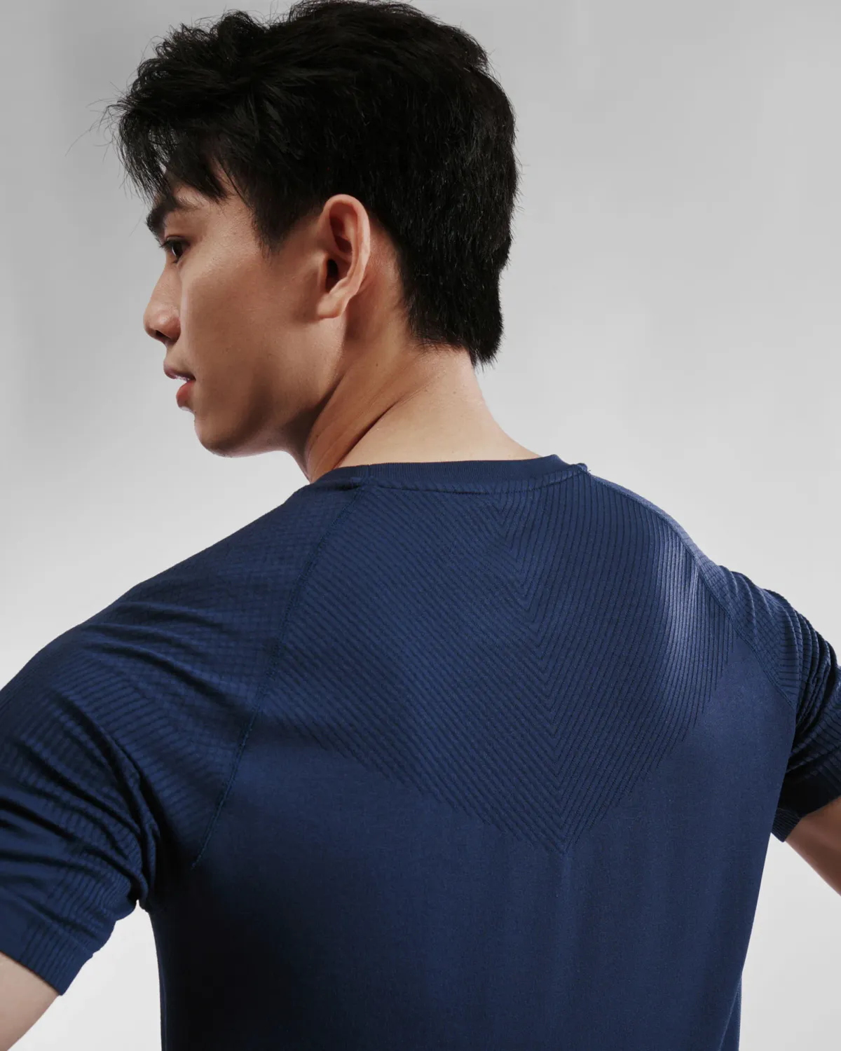 Áo thun thể thao nam tay ngắn form fitted - 2