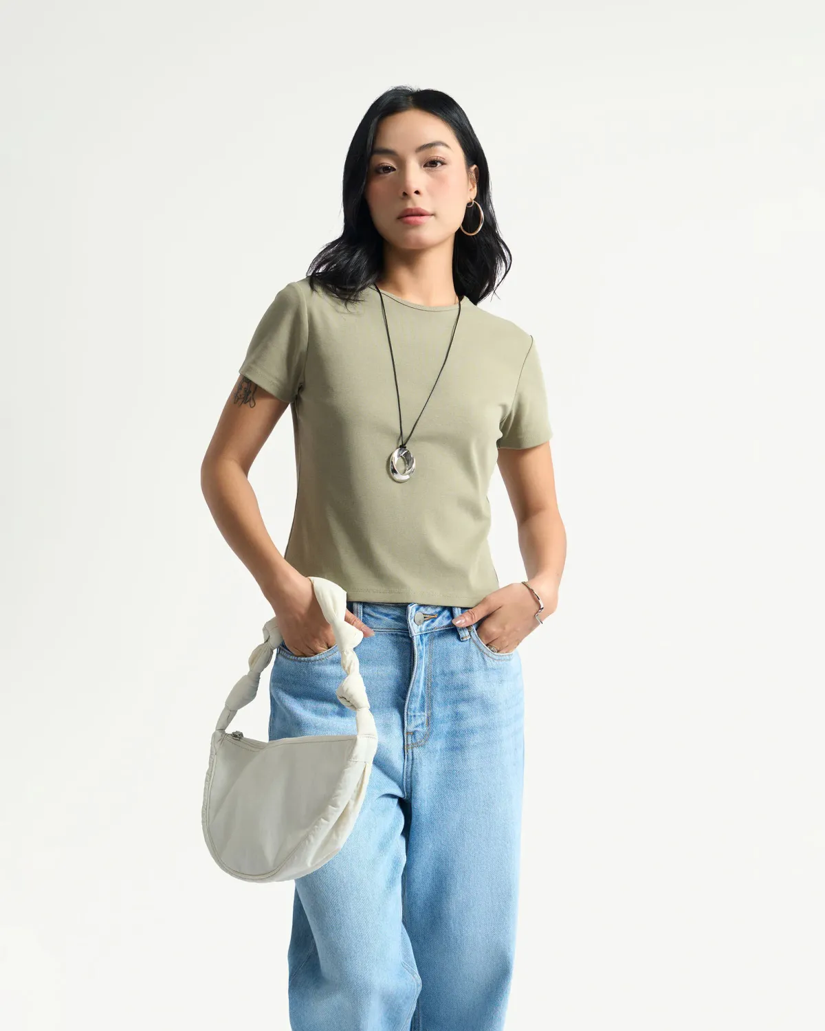 Áo thun nữ tay ngắn cổ tròn form fitted - 1