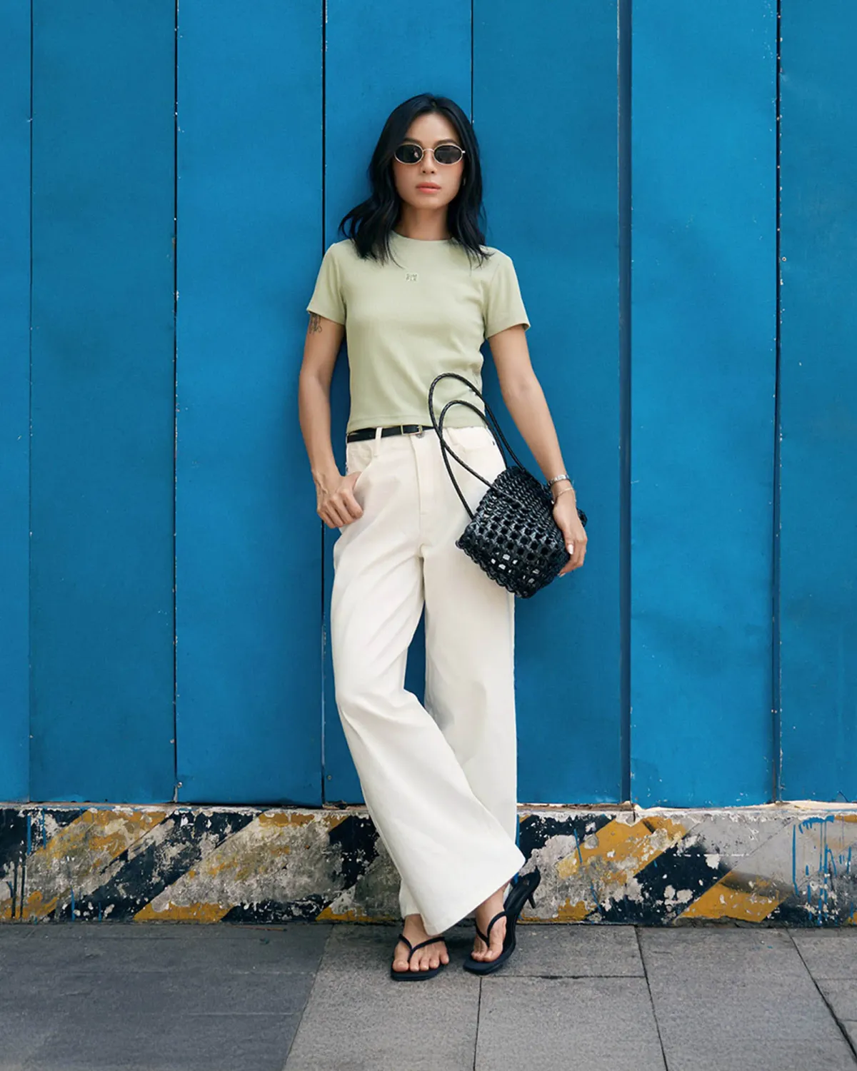 Áo thun Slimme cổ tròn in nổi Simple.Fitted - 2