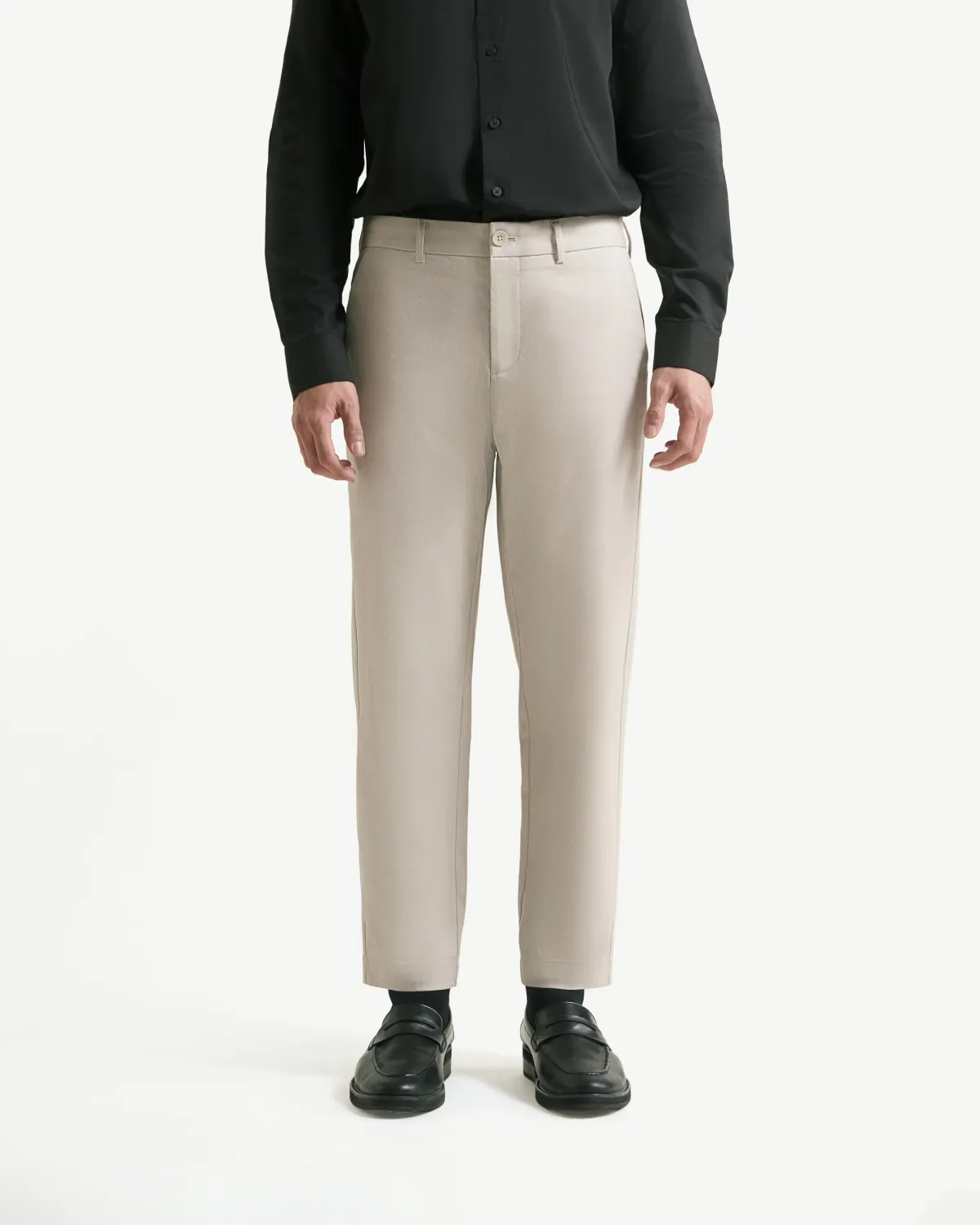 10F24PCA034_L GREY_quan-kaki-nam-model (3).jpg