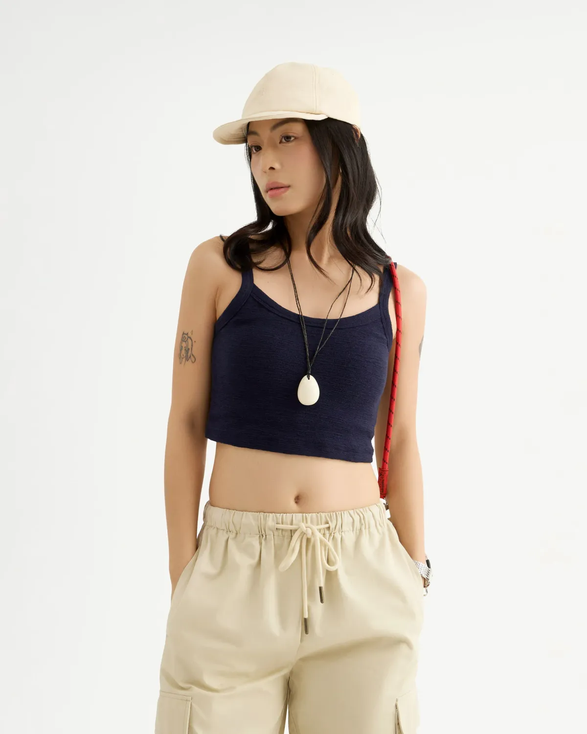 Phối đồ tank top nữ công sở