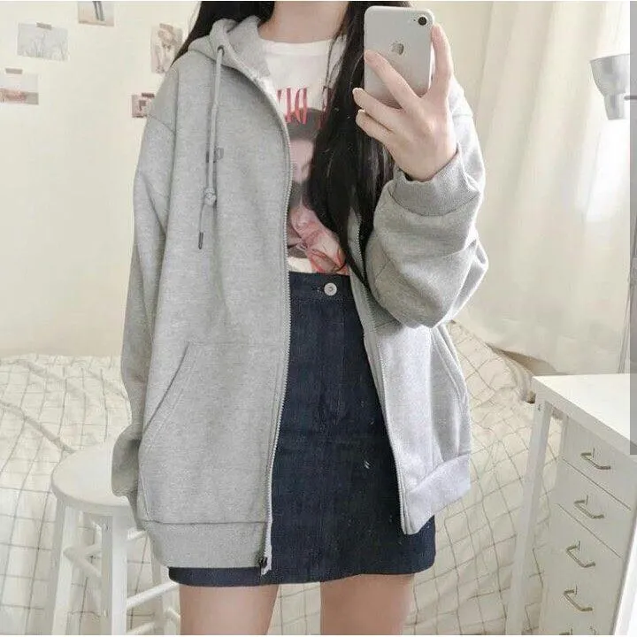 Áo hoodie zip là loại áo có tay dài, form dáng thoải mái, vừa vặn với người mặc