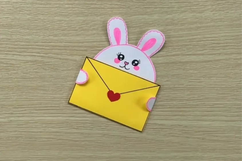 dán tay thú vào thiệp