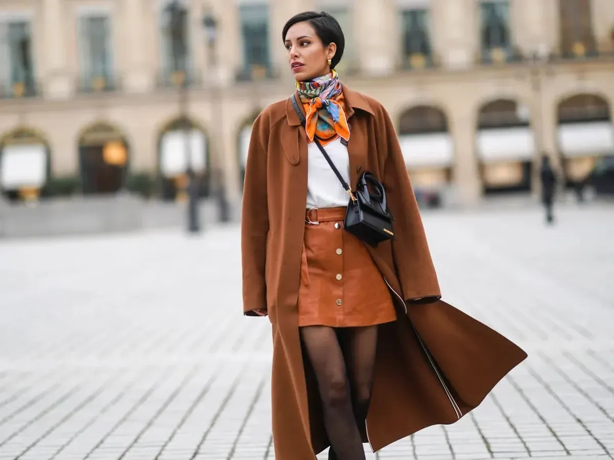 Cách phối màu cam đất với tông nâu ấm áp (Nguồn: Internet)