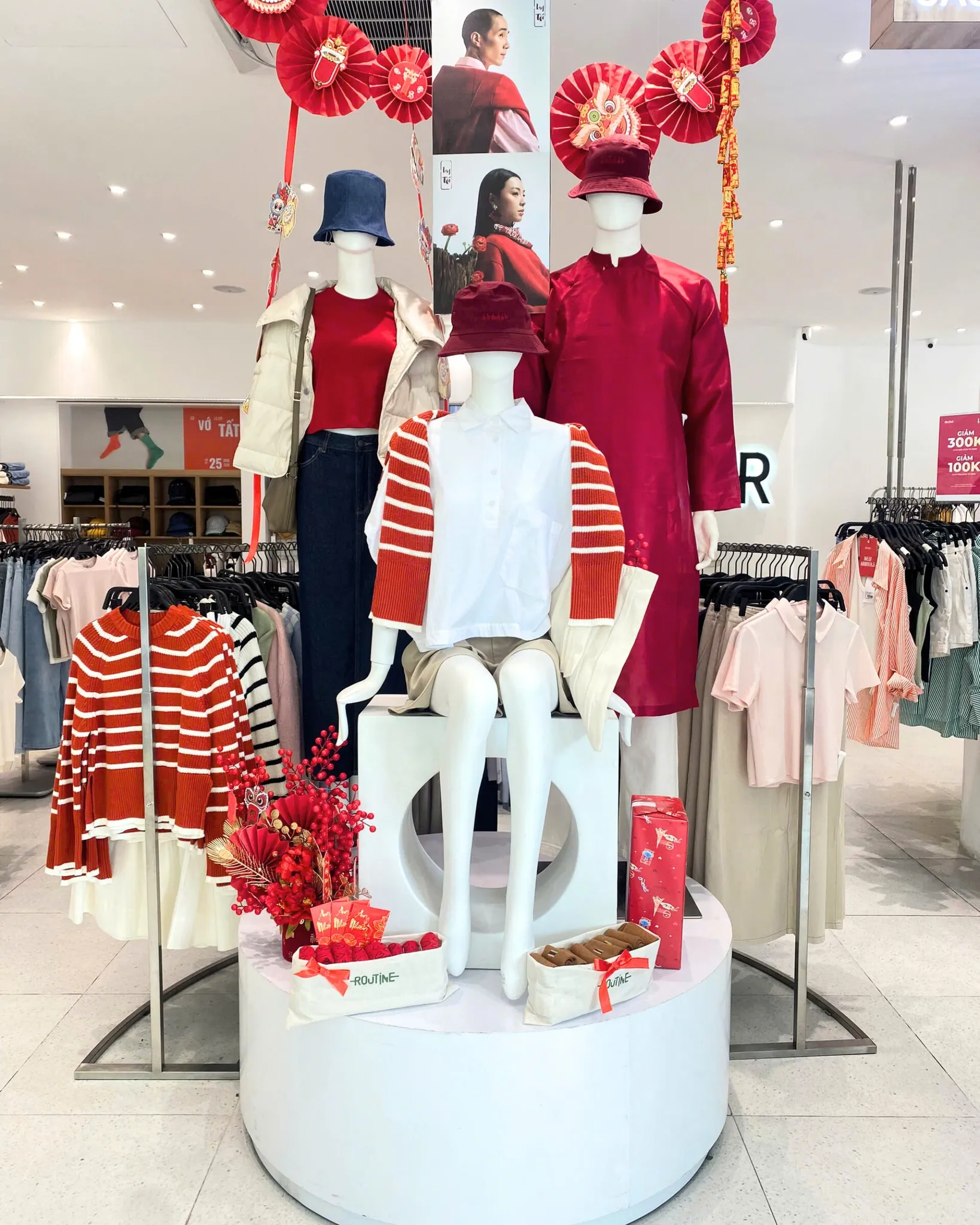 Màu đỏ là gam màu phù hợp với người mệnh Thổ (Nguồn: Routine)