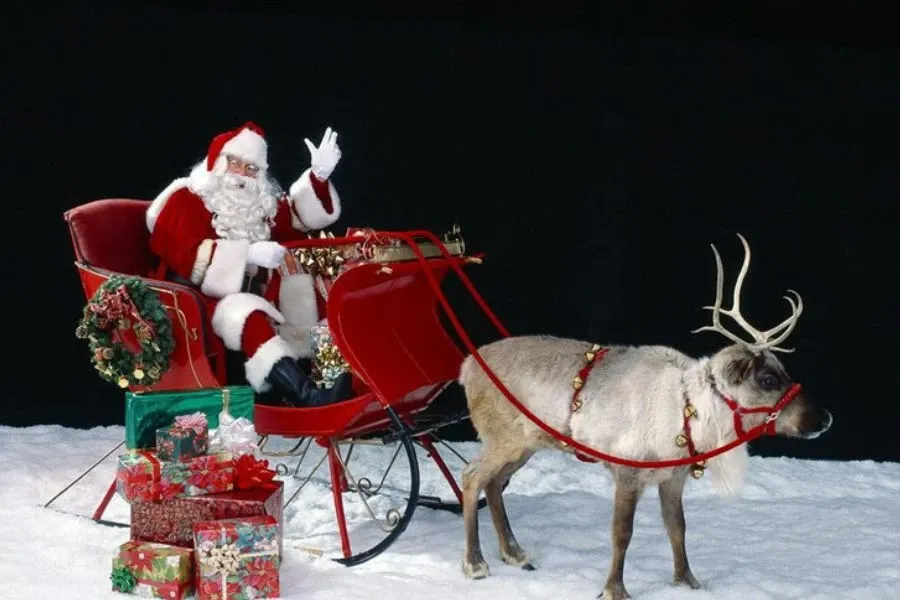 Ông già Noel đang chuẩn bị hành trình phát quà