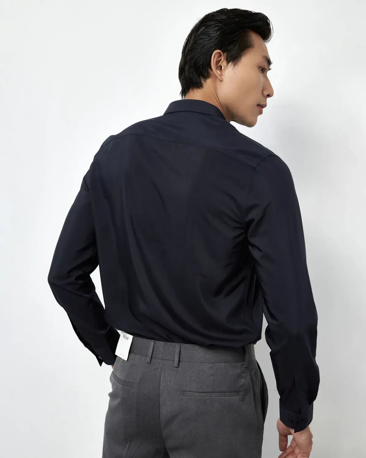 Chọn áo sơ mi phù hợp để có một diện mạo thật ấn tượng khi xuất hiện